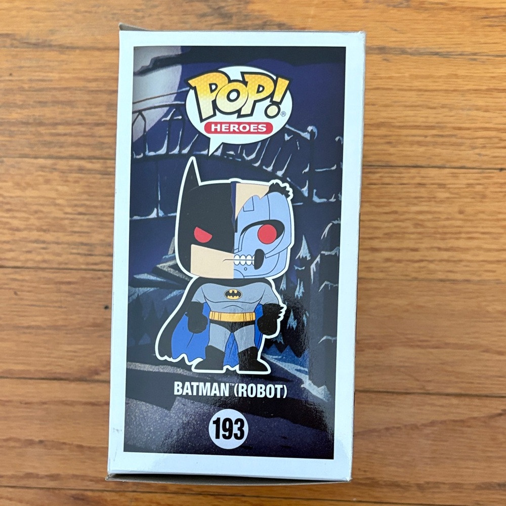 Funko Pop! Batman (Robot) Vinyl Figure - Gray, Black, Red - Picture 4 of 5